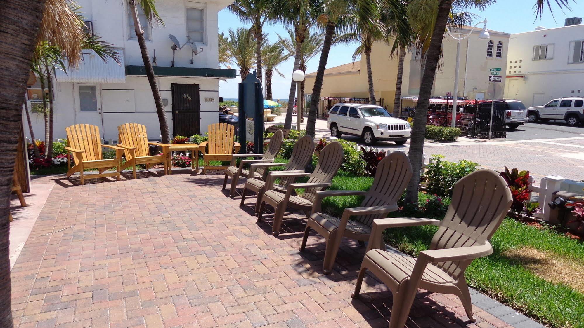 Caribbean By The Ocean 3*